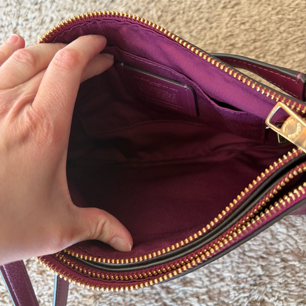 Coach Mia Crossbody Shoulder Bag In Leather Metallic Berry J1980-F80333 - Picture 7 of 11